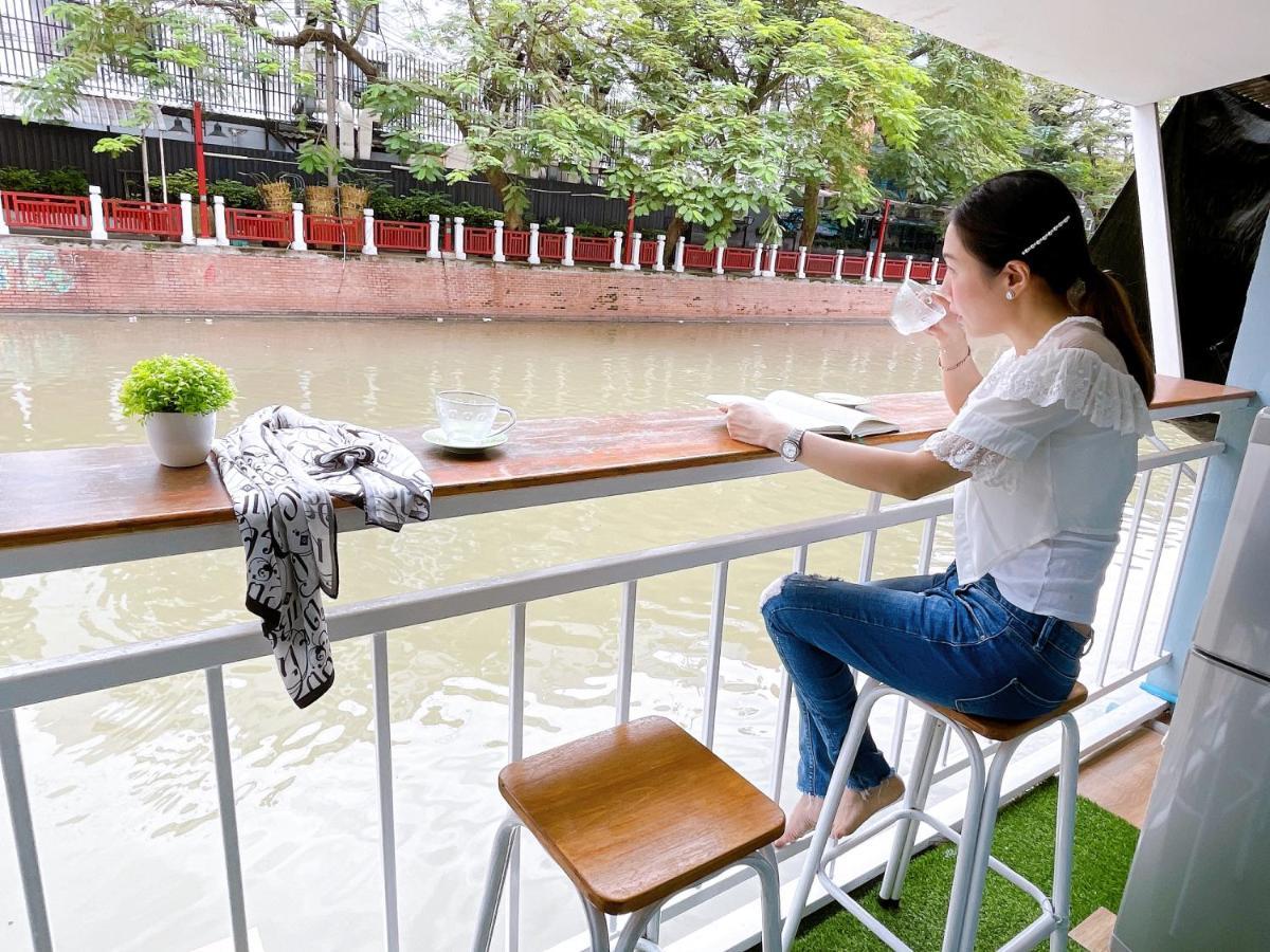 Lively And Cozy Canal House ,Entire House バンコク都 エクステリア 写真