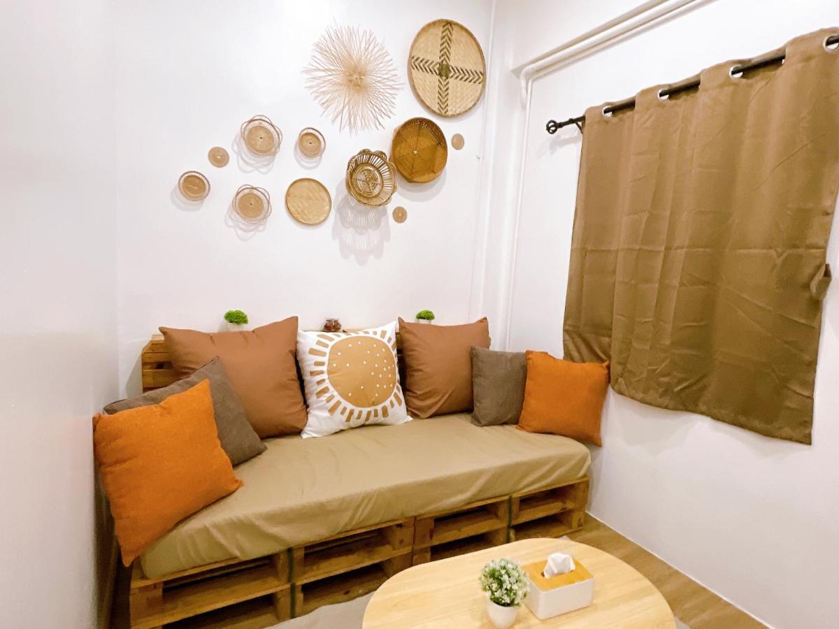 Lively And Cozy Canal House ,Entire House バンコク都 エクステリア 写真