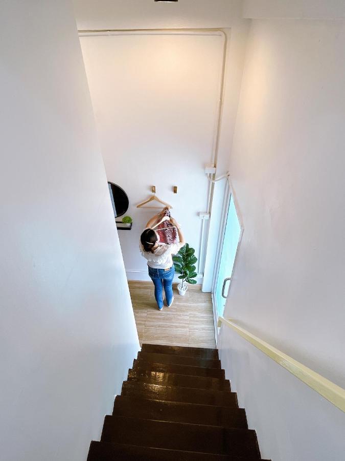 Lively And Cozy Canal House ,Entire House バンコク都 エクステリア 写真