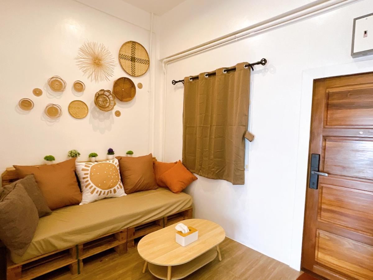 Lively And Cozy Canal House ,Entire House バンコク都 エクステリア 写真